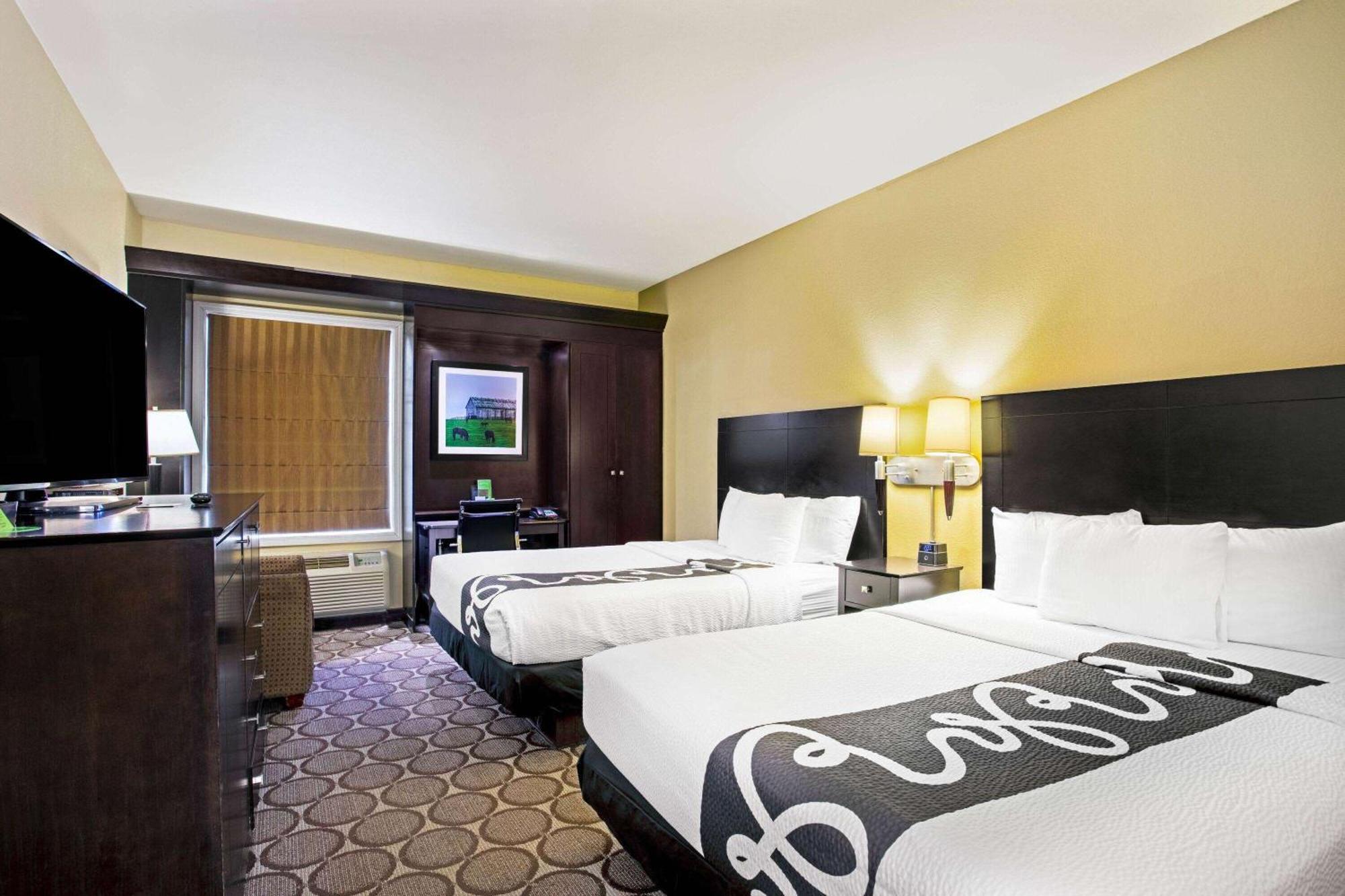La Quinta By Wyndham Lexington South / Hamburg Hotel Eksteriør billede
