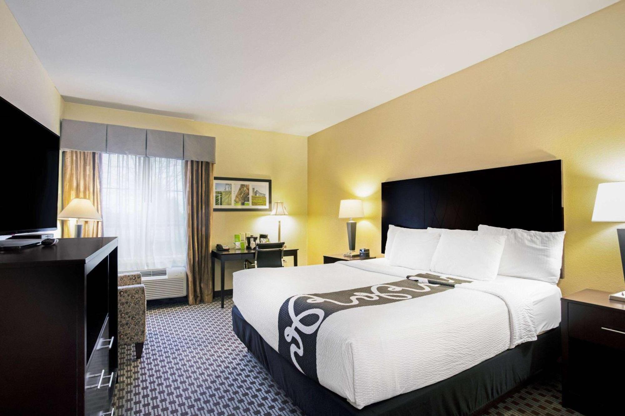 La Quinta By Wyndham Lexington South / Hamburg Hotel Eksteriør billede