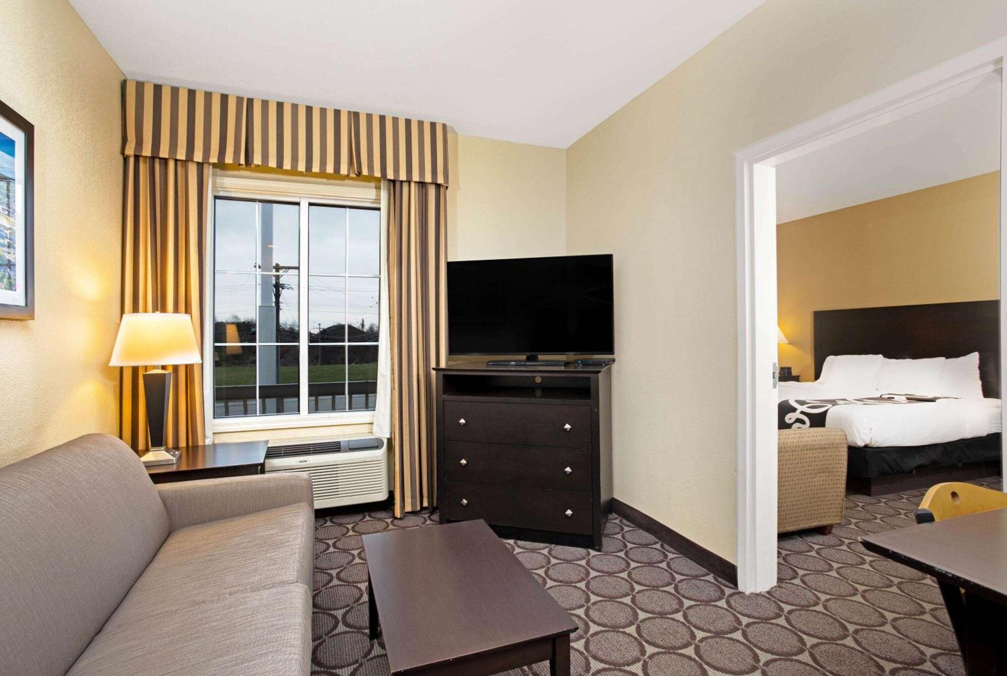La Quinta By Wyndham Lexington South / Hamburg Hotel Eksteriør billede